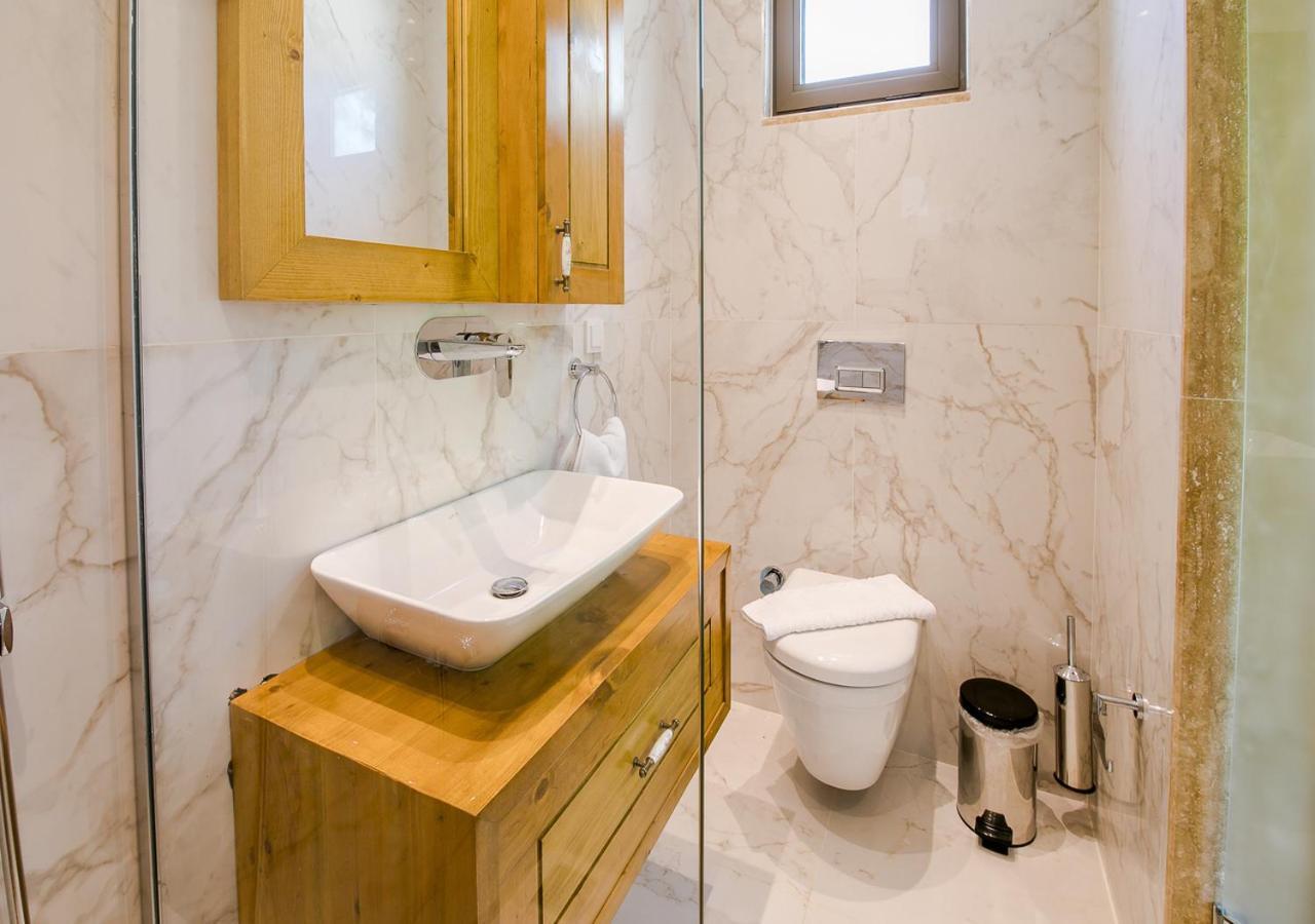 Villa 2 Sleeps 4 Isolated Honeymoon-Villa Sardunya Kas Exterior foto
